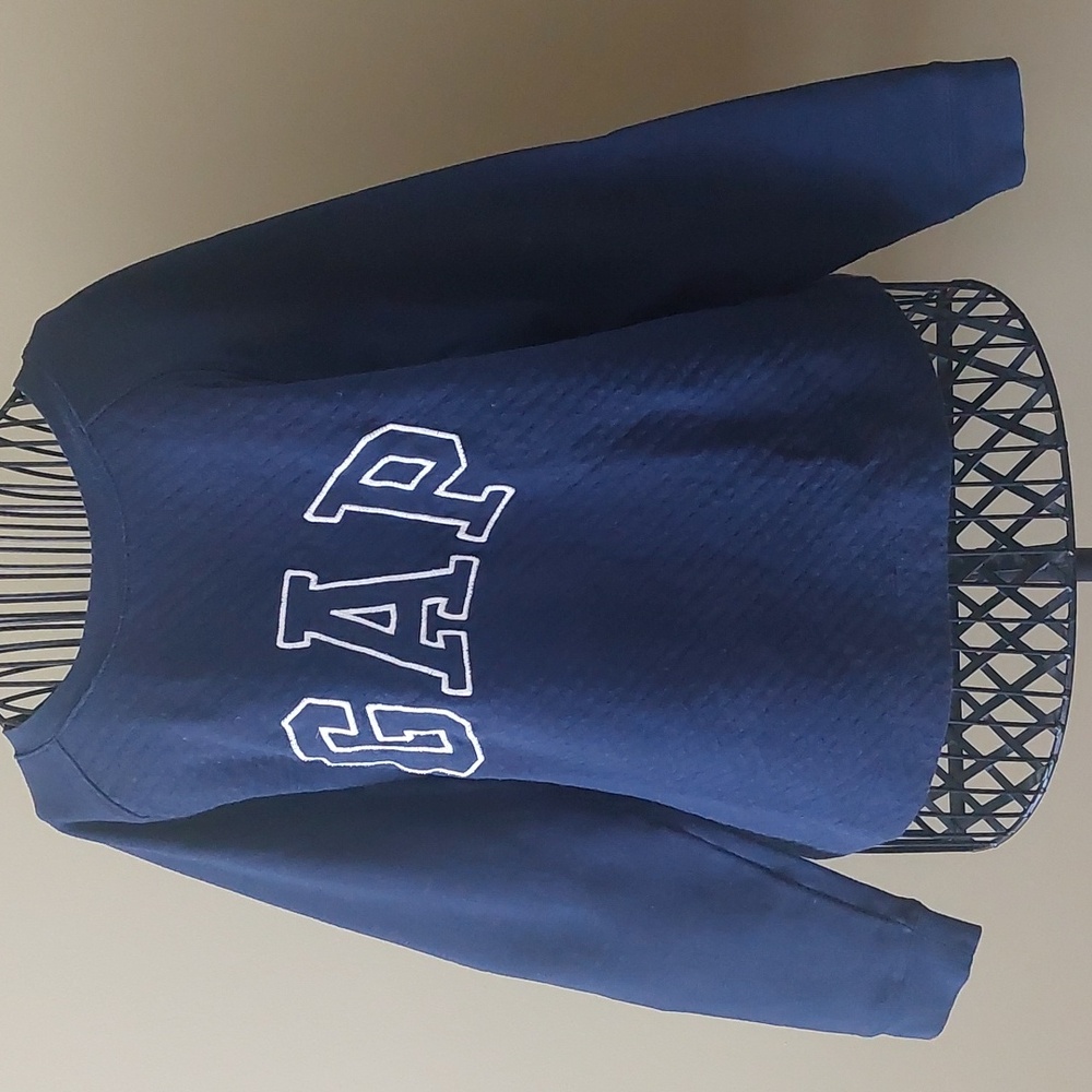 "GAP" size L, navy color long sleeve sweatshirt
